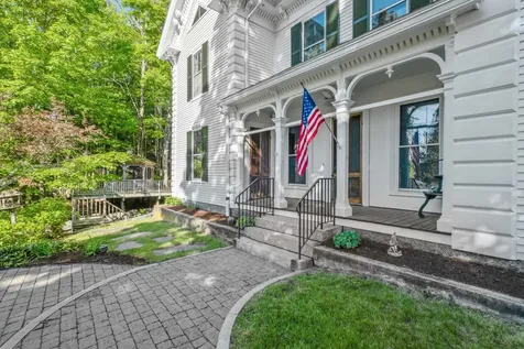 11 & 12 Highland Street Meredith NH 03253
