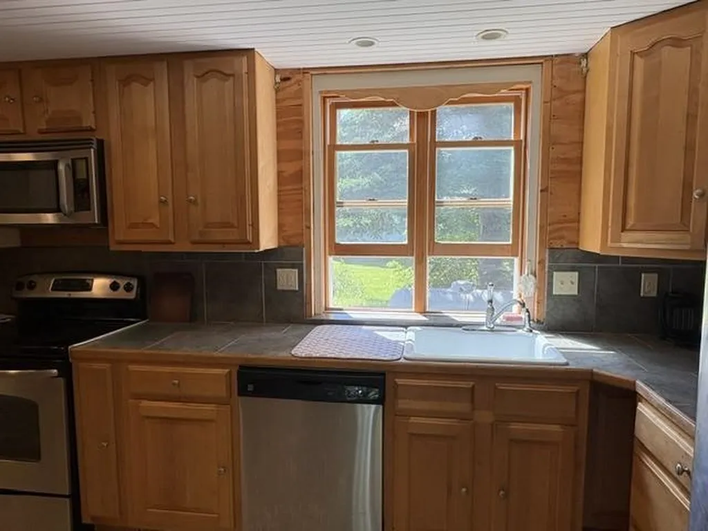 11 Maple Street Woodstock VT 05091