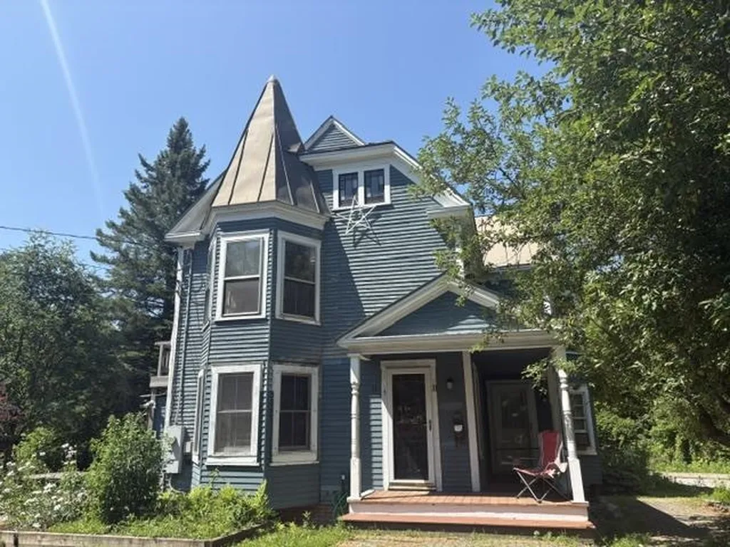 11 Maple Street Woodstock VT 05091
