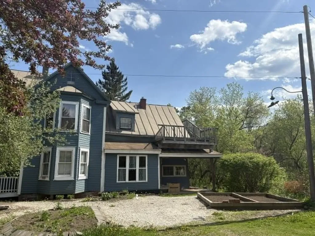 11 Maple Street Woodstock VT 05091