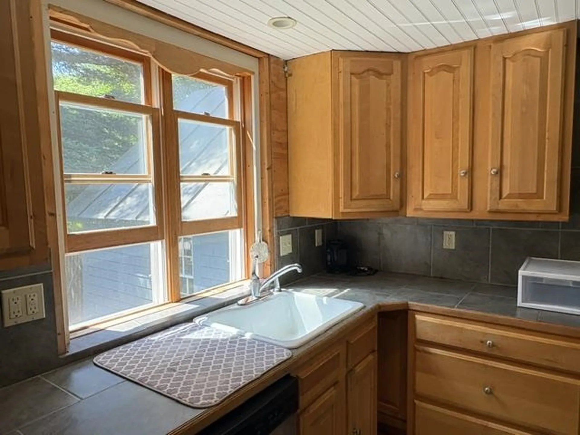 11 Maple Street Woodstock VT 05091