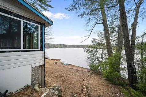 7&8 Spruce Lane Sandown NH 03873