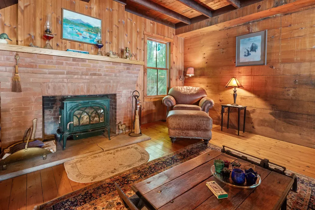 473 Orchard Shore Road Colchester VT 05446