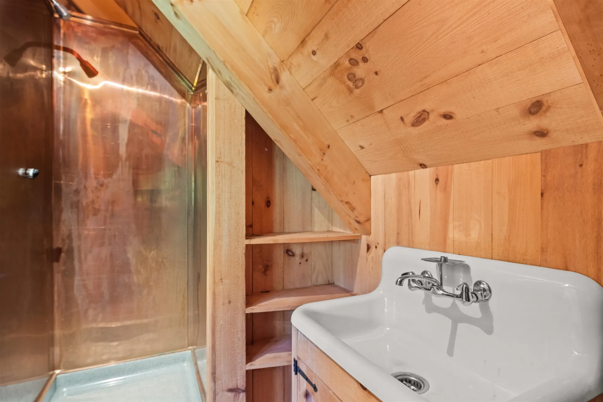 473 Orchard Shore Road Colchester VT 05446