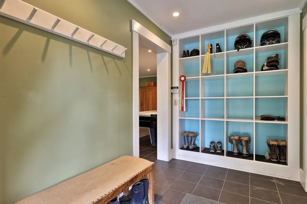 76 Goldthwaite Road Chester VT 05143