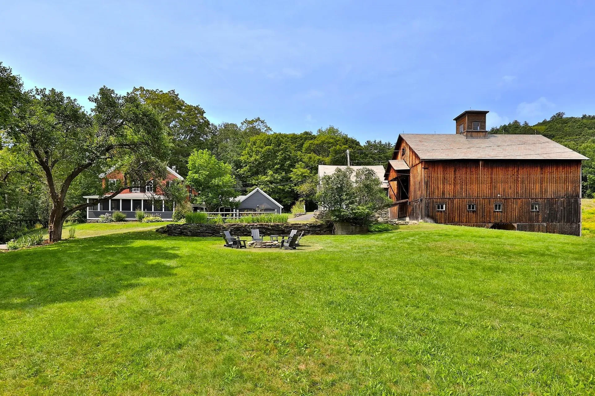 76 Goldthwaite Road Chester VT 05143