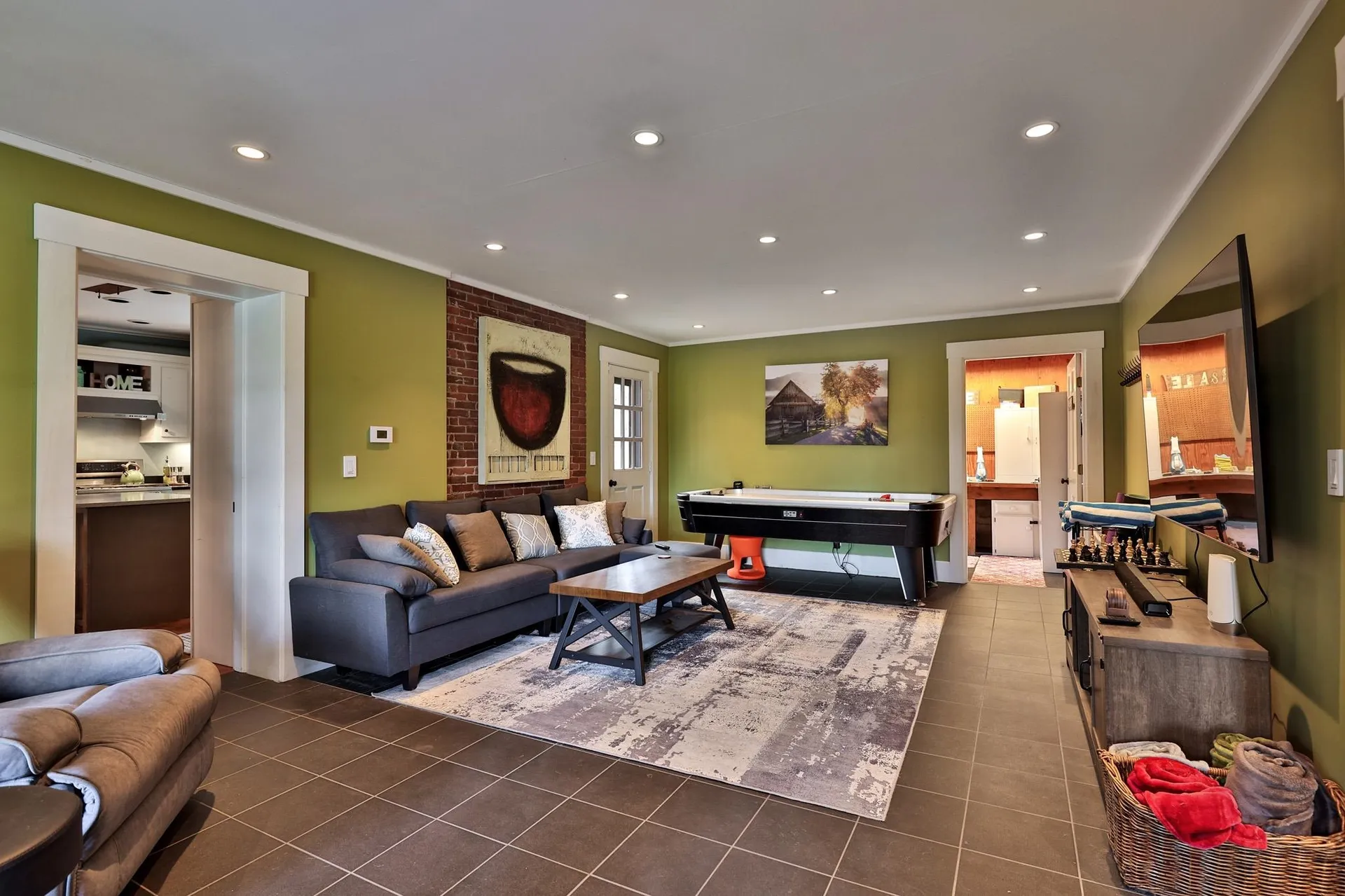 76 Goldthwaite Road Chester VT 05143