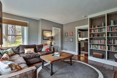 76 Goldthwaite Road Chester VT 05143