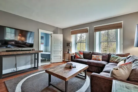 76 Goldthwaite Road Chester VT 05143