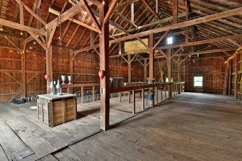 76 Goldthwaite Road Chester VT 05143