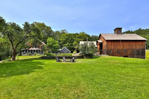 76 Goldthwaite Road Chester VT 05143