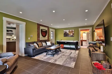 76 Goldthwaite Road Chester VT 05143