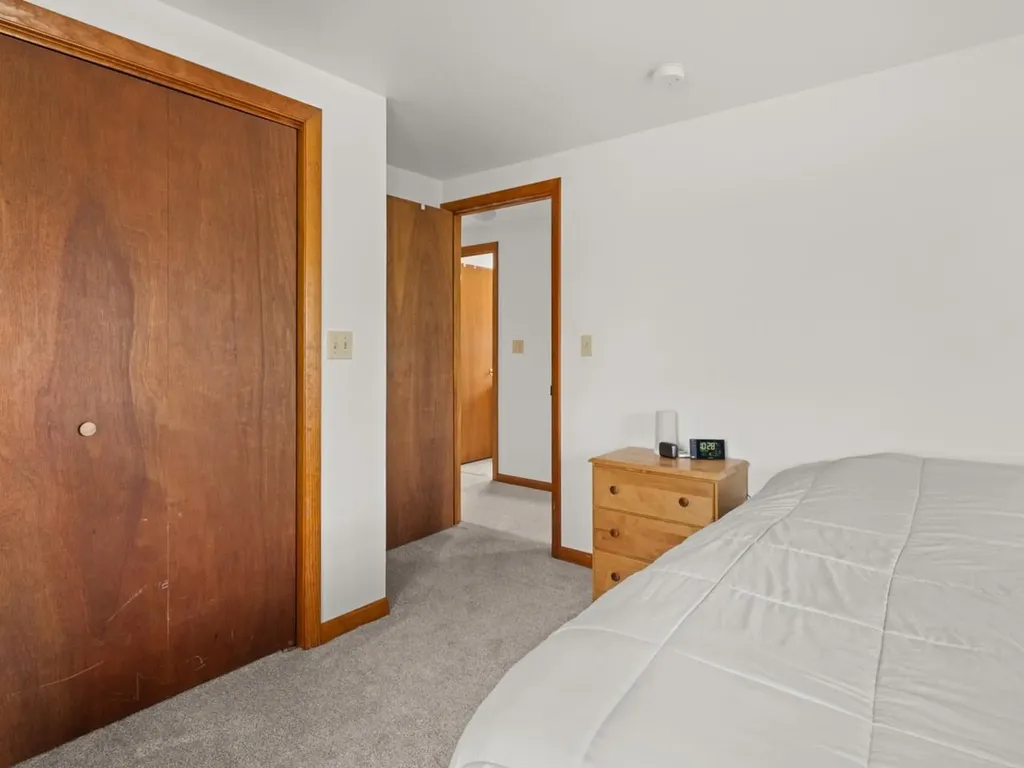 2083 North Avenue Burlington VT 05408