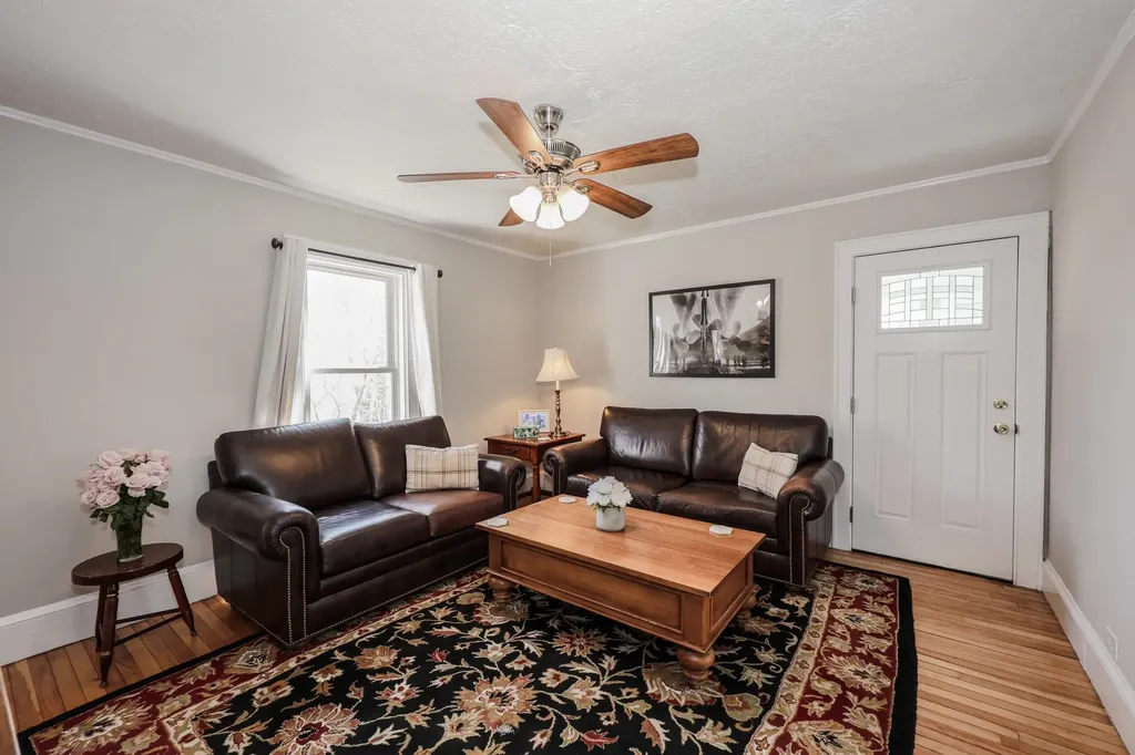32 Turnpike Street Pembroke NH 03275