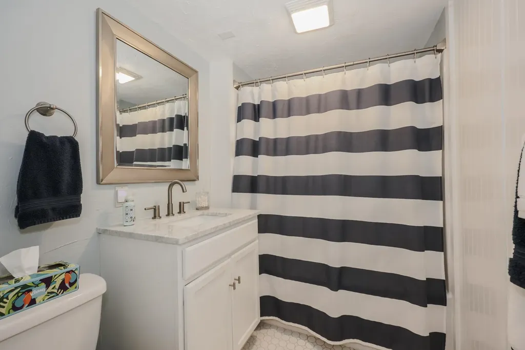 32 Turnpike Street Pembroke NH 03275