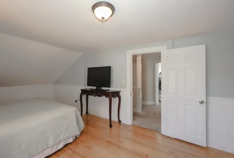 32 Turnpike Street Pembroke NH 03275