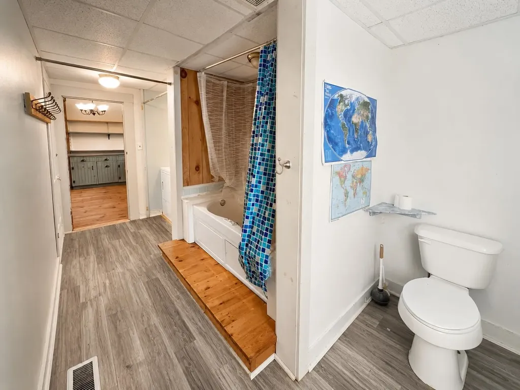 11 North Ridge Road Burke VT 05871