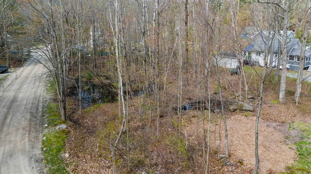 43 Moccasin Trail Hillsborough NH 03244