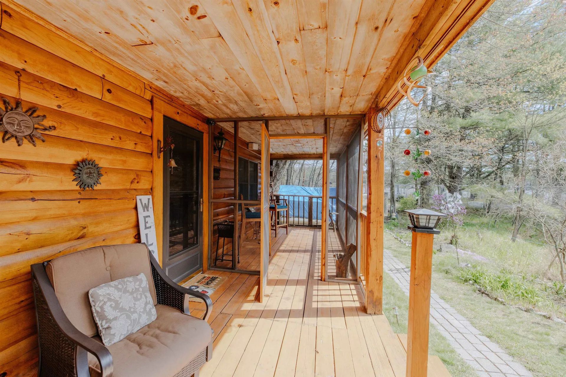 43 Moccasin Trail Hillsborough NH 03244