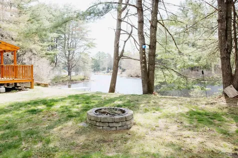 43 Moccasin Trail Hillsborough NH 03244