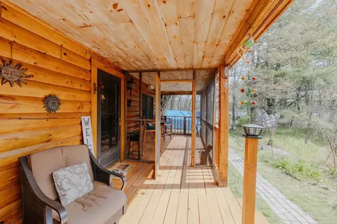 43 Moccasin Trail Hillsborough NH 03244