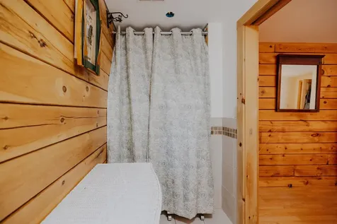 43 Moccasin Trail Hillsborough NH 03244