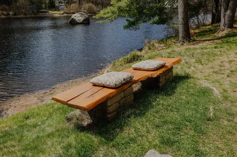 43 Moccasin Trail Hillsborough NH 03244