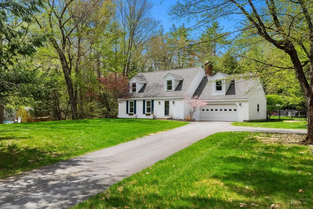 5 Wentworth Drive Bedford NH 03110