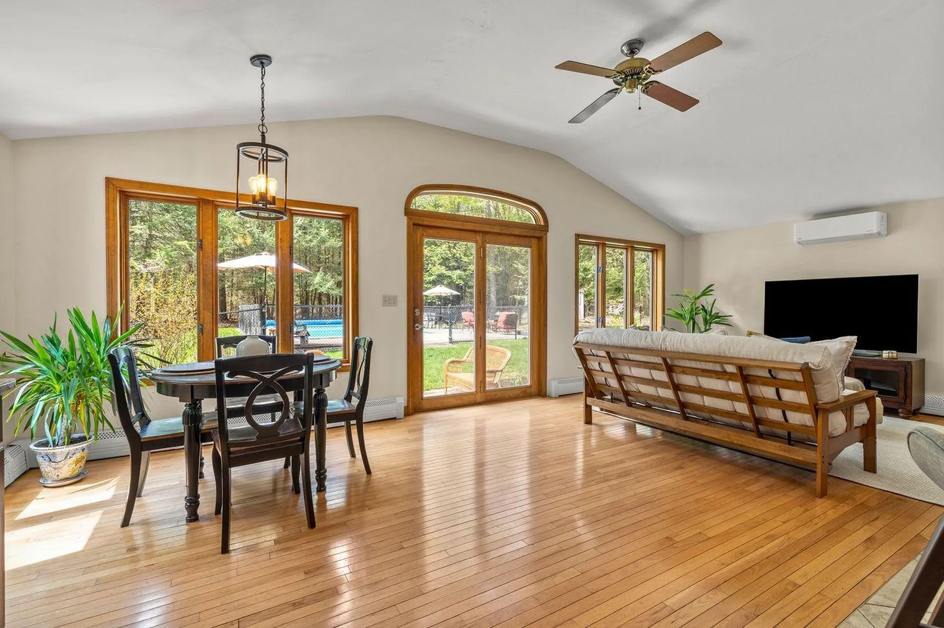 5 Wentworth Drive Bedford NH 03110
