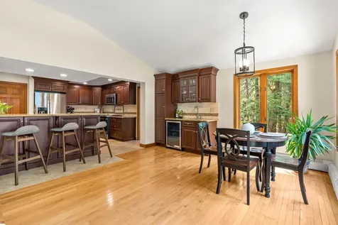 5 Wentworth Drive Bedford NH 03110