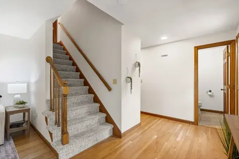 5 Wentworth Drive Bedford NH 03110