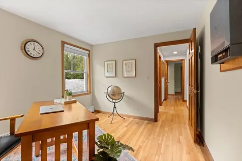 5 Wentworth Drive Bedford NH 03110