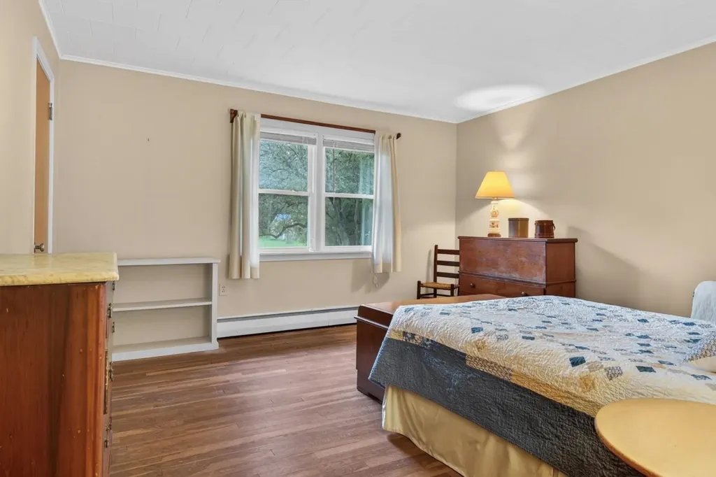 274 North Grove Street Rutland Town VT 05701