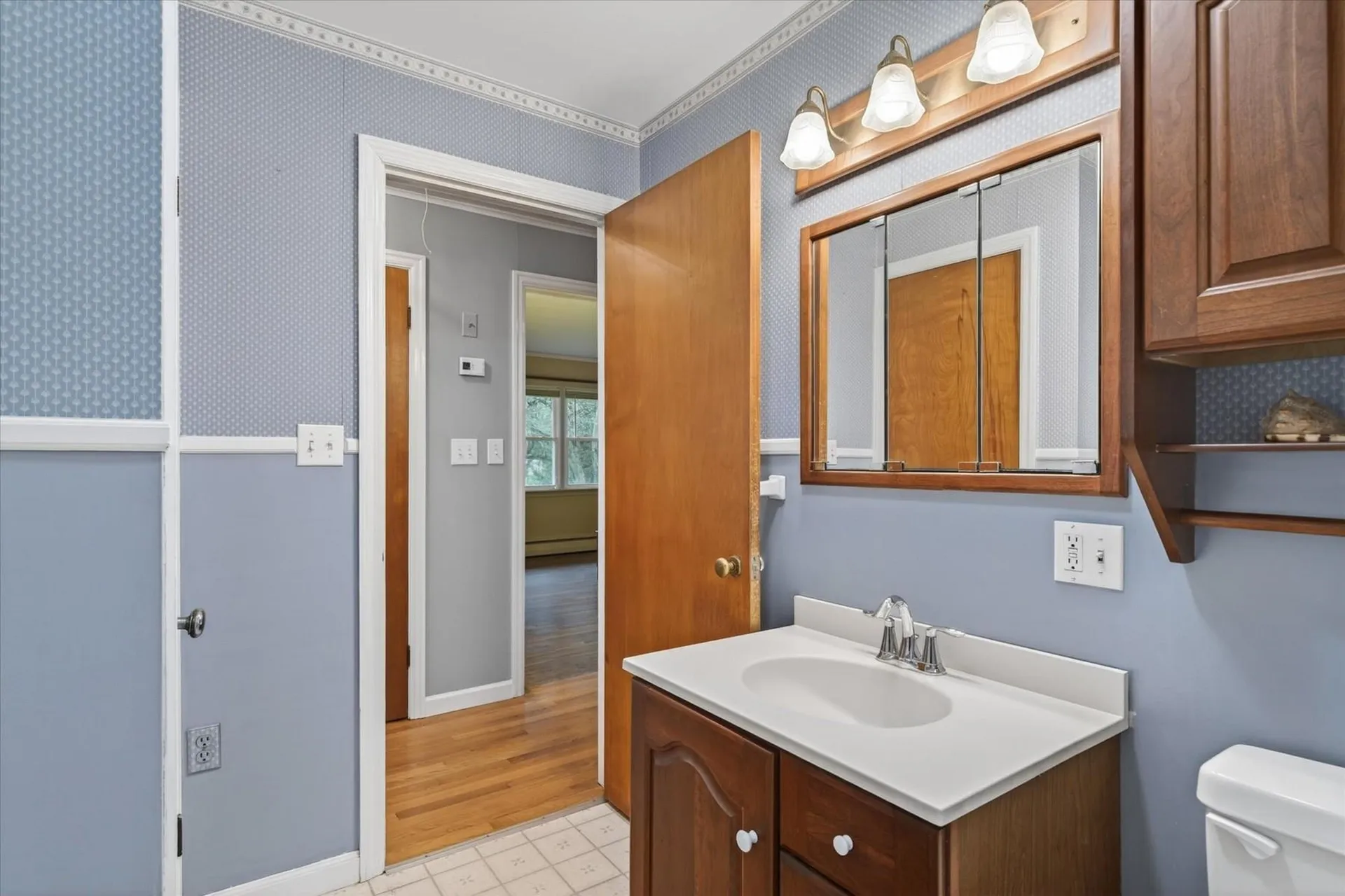274 North Grove Street Rutland Town VT 05701