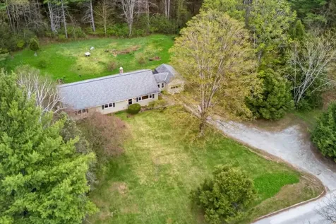 274 North Grove Street Rutland Town VT 05701