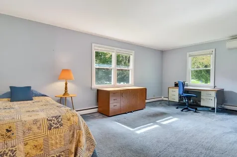 274 North Grove Street Rutland Town VT 05701