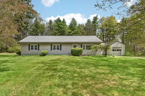 274 North Grove Street Rutland Town VT 05701
