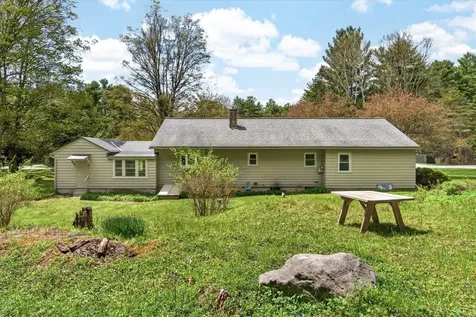 274 North Grove Street Rutland Town VT 05701