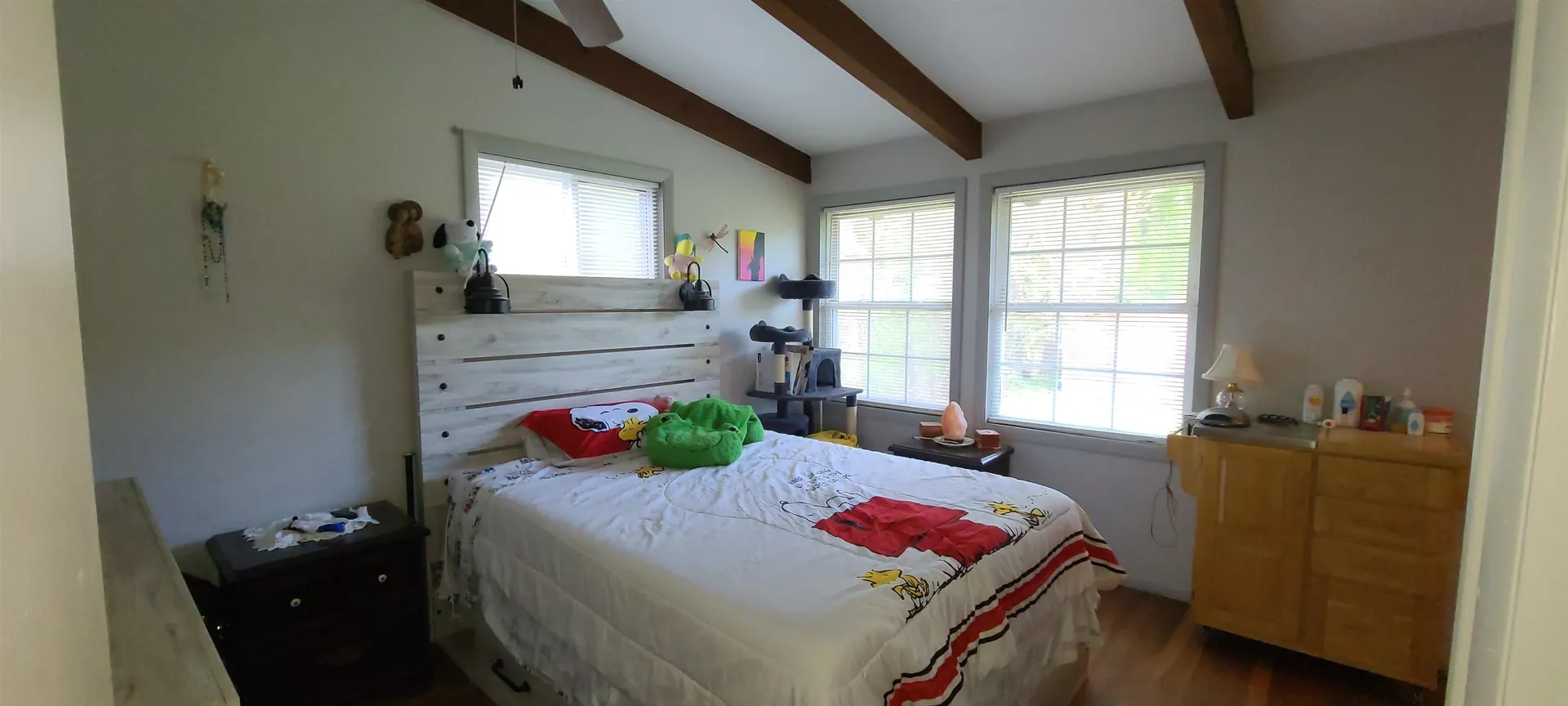 21 Cedar Road North Hampton NH 03862