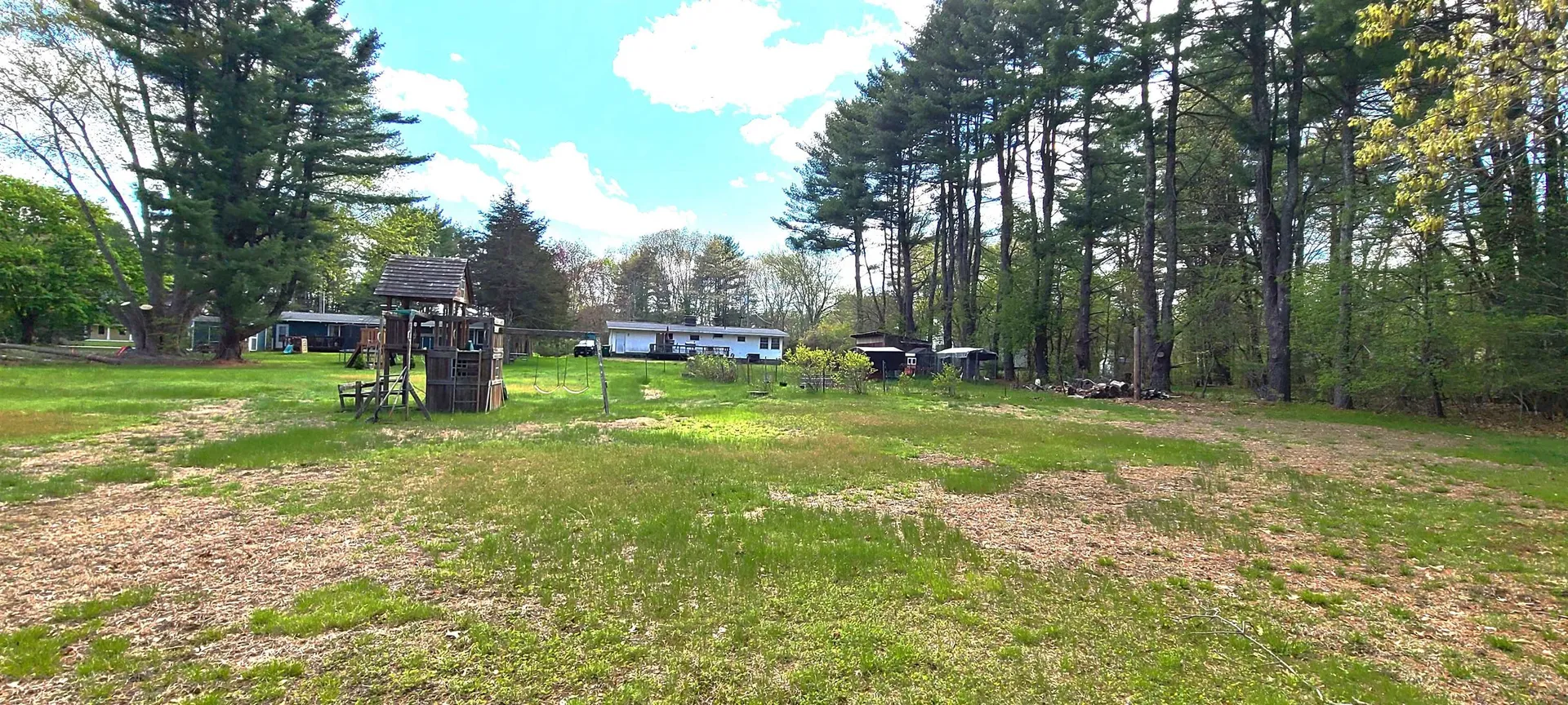 21 Cedar Road North Hampton NH 03862