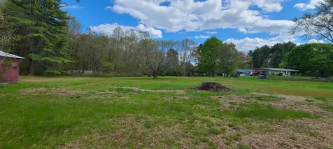 21 Cedar Road North Hampton NH 03862
