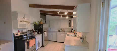 21 Cedar Road North Hampton NH 03862