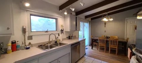 21 Cedar Road North Hampton NH 03862