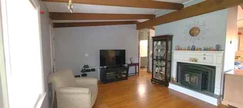 21 Cedar Road North Hampton NH 03862
