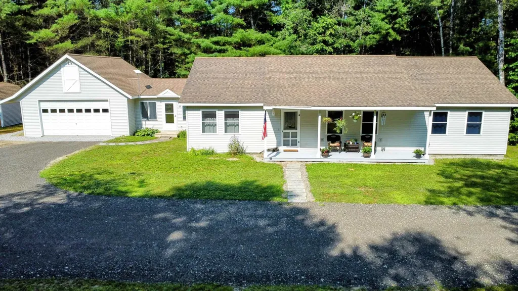 77 Trapper Road Campton NH 03223