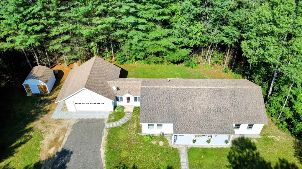 77 Trapper Road Campton NH 03223