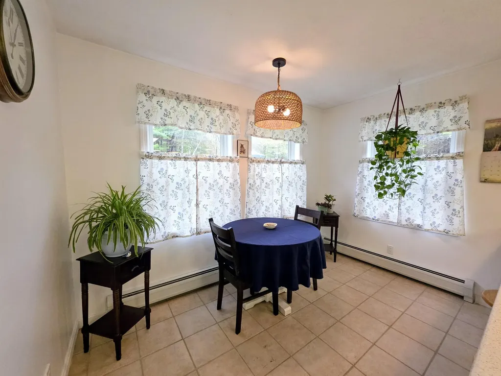 77 Trapper Road Campton NH 03223