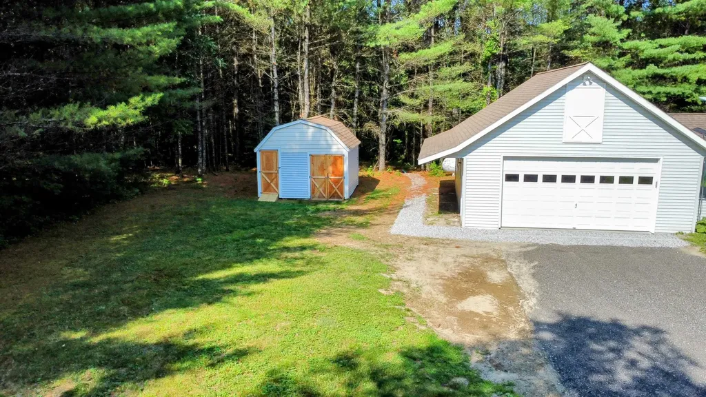 77 Trapper Road Campton NH 03223