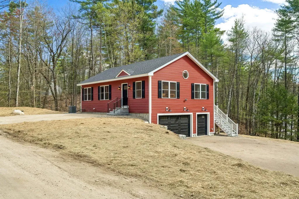 12 Anne Lane Wakefield NH 03872