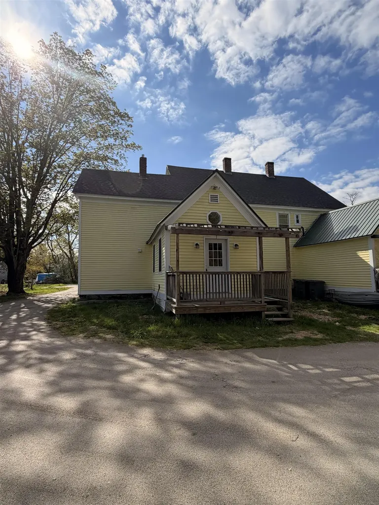 27 Ashuelot Street Winchester NH 03470